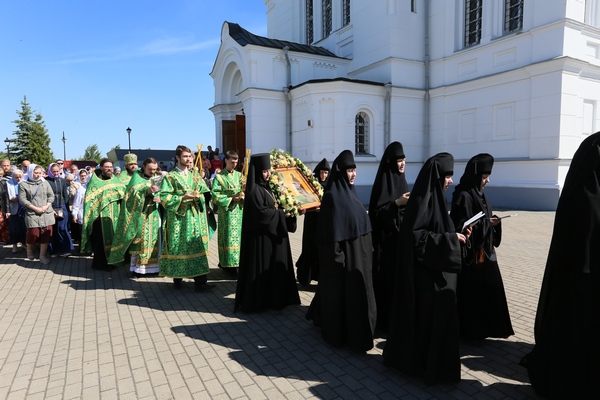 38 Крестный ход